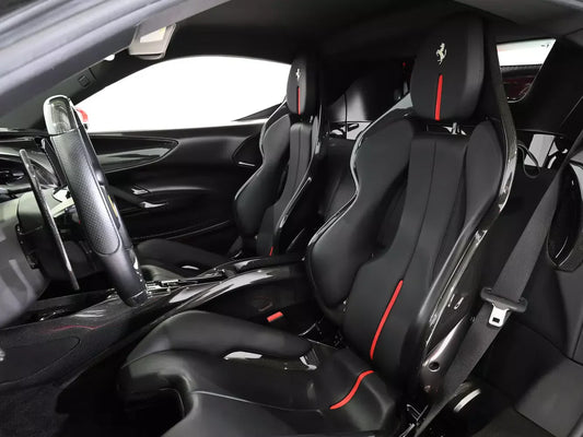 Ferrari Hybride en EV Reparatie: Waarom CARVOLT Uw Specialist Is!