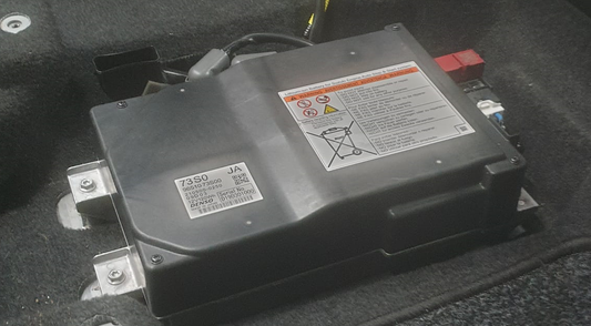 Suzuki Hybride en EV Reparatie: Waarom CARVOLT Uw Specialist Is!